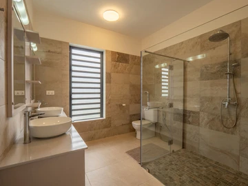 4 Bedroom Villa