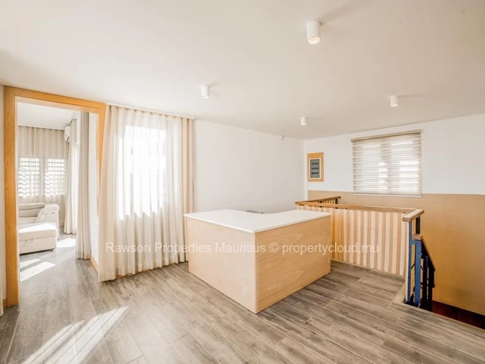 Villa de 4 chambres à vendre à Flic en Flac 