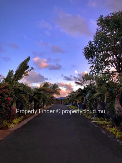 Sumptuous villa for sale in Vieux Grand Port