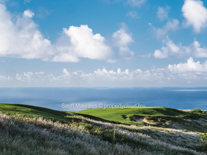 Elegante Villa En Bordure De Golf