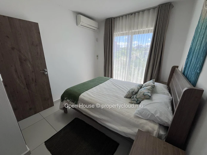 3-bedroom townhouse with private pool for rent in Flic en Flac