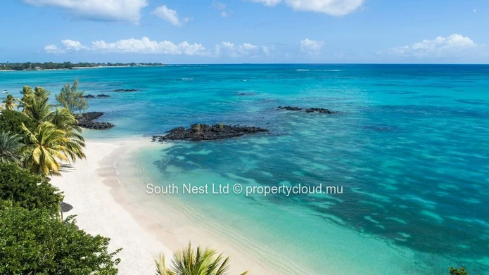 Penthouse avec piscine privée et vue imprenable sur la mer