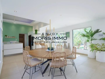 4 Bedroom Villa