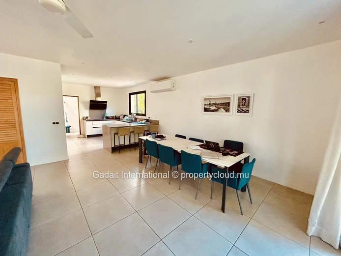 Villa contemporaine 4 suites avec piscine privée et vue mer – Domaine Akasha, Tamarin