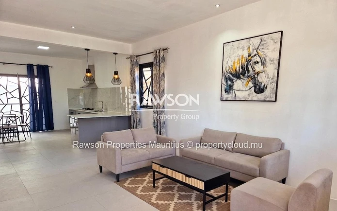 TO LET – 3-Bedroom Duplex in Flic en Flac