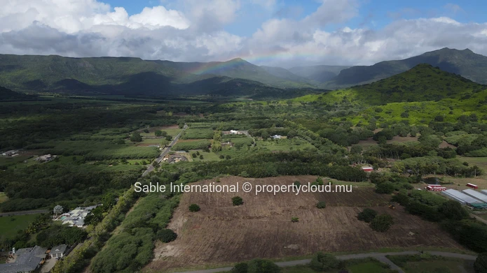 Luxurious Villa PDS with Private Pool in Tamarin, Rivière Noire - Black River Area - Mountain Views - Close to School...