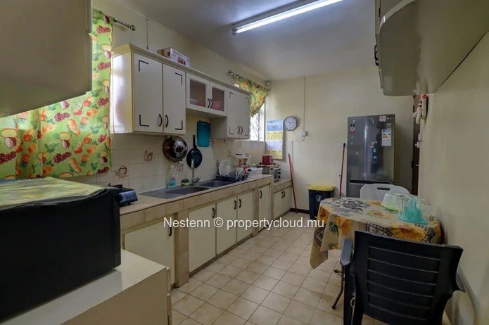 Furnished apartment with mountain views in a secure residence