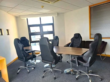 5 Bedroom Office