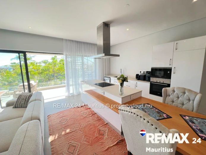 3-Bedroom Penthouse with Private Rooftop & Jacuzzi | 170m² | For Rent