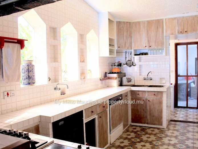 Beachfront Villa with Direct Beach Access – Grand Gaube