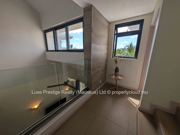 Townhouse Rénové et Meublé 4 Chambres à Azuri Village | Terrasses Rooftop