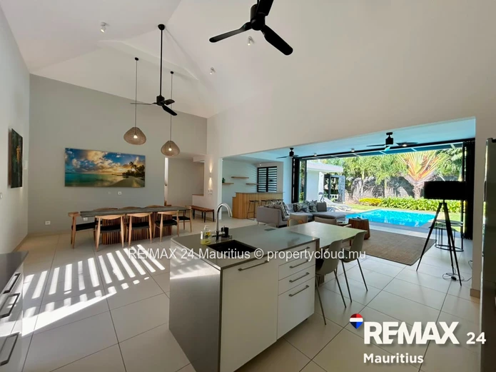 4 Bedroom Villa At Old Mill Pereybere