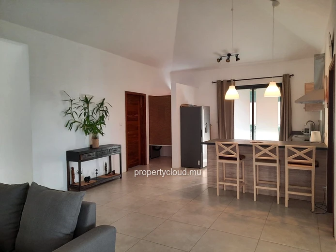 Tamarin – À vendre, villa récente 3 chambres avec piscine et vue dégagée