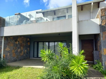 4 Bedroom Townhouse, Duplex