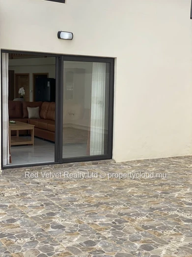 Penthouse de luxe 4 chambres avec vue sur l'océan et grande terrasse – Flic en Flac | Rs 80,000