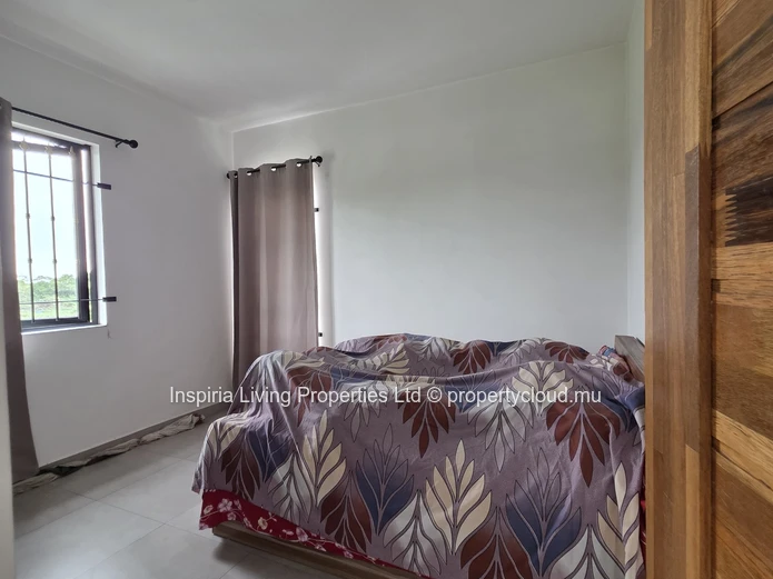 Contemporary 4-Bed House in Brisée Verdière — Garage & Open Kitchen