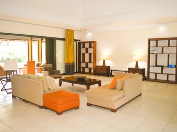 4 Bedroom Villa