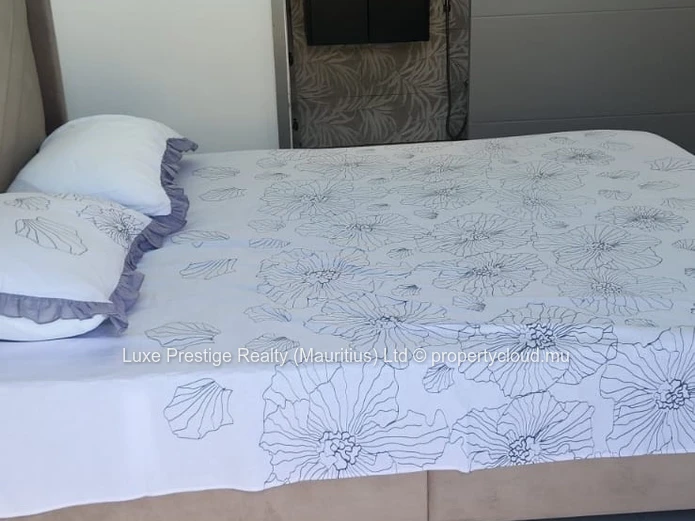 Modern 2-Bedroom Duplex Villa for Rent in Péreybère | Private Pool, Secure Gated Property & Parking