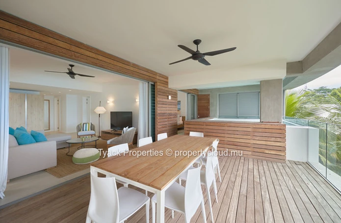 Appartement avec accès exceptionnel au lagon