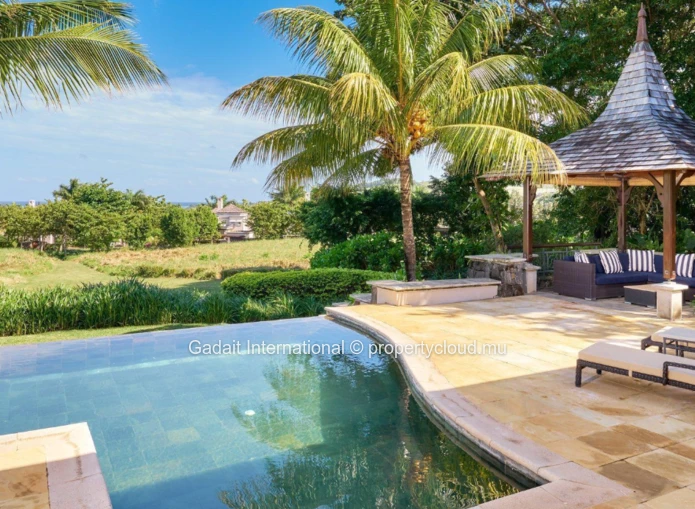 Villa meublée avec vue collines et mer à vendre | Heritage Valriche – Bel Ombre