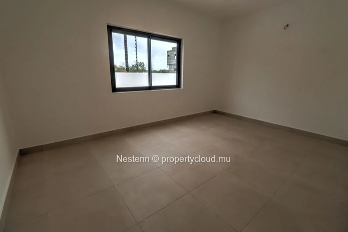 Maison moderne neuve avec piscine à Grand Baie