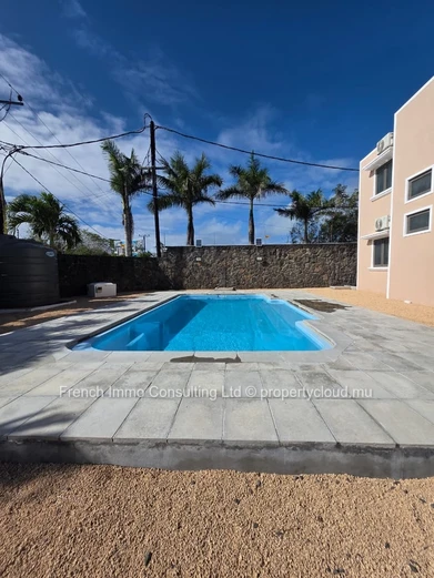 Villa neuve de 3 chambres, piscine commune et salle de sport a Grand Baie