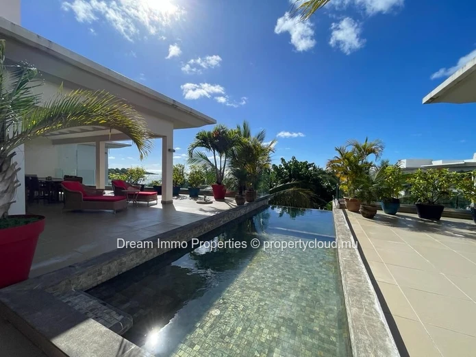 Somptuous Penthouse With Sea View & Private Pool At Azuri Village - Mauritius