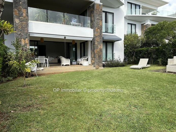 Appartement IRS 3 chambres avec piscine à vendre à Roches Noires
