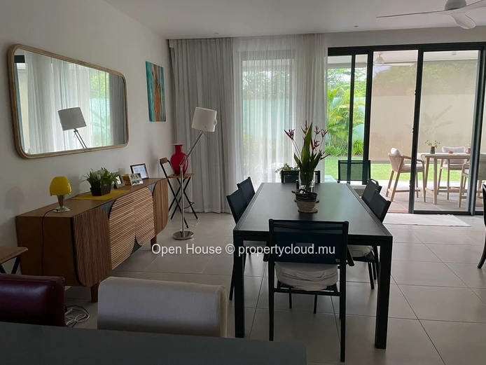 Luxury 4-Bedroom PDS Villa with Private Pool in Tamarin
