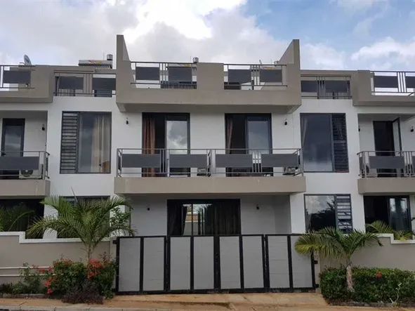 Unique opportunity! Tourist Residence of 9 bedrooms consisting of three duplexes at Residence Palmyre, Flic en Flac