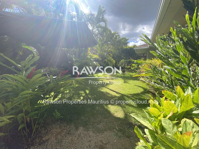 Emerald Haven : Villa De 4 Chambres Sur 2000M2 De Splendeur De La Nature