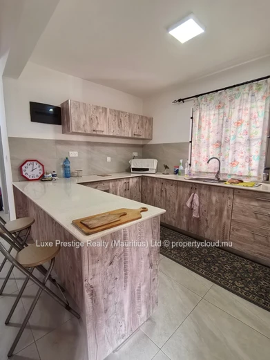 Duplex 3 chambres à Grand Baie | Résidence Beverly Hills | Entièrement meublé | Neuf | Rs 50,000