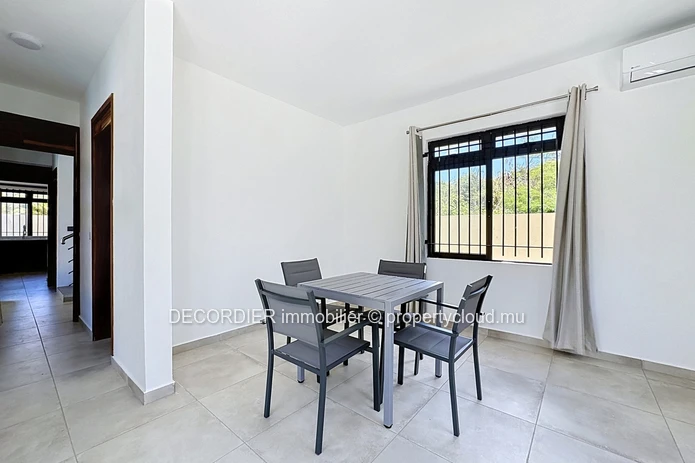 Somptueuse Villa Contemporaine Avec Piscine Privée