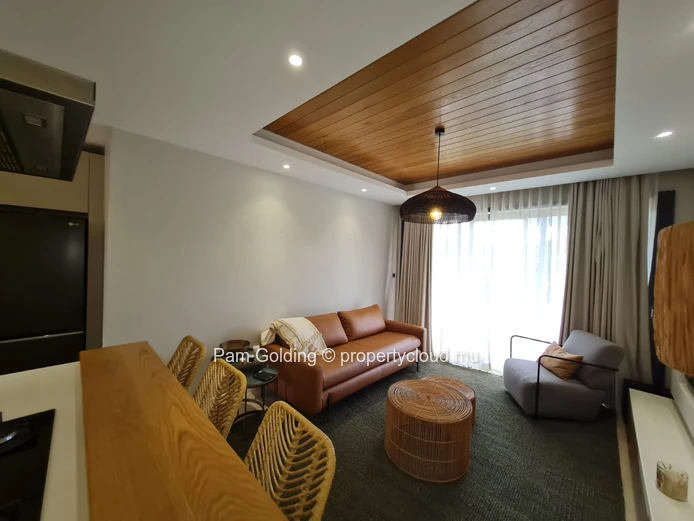 Located within the highly sought-after Waterway Residence Apartments. (Sole Mandate)