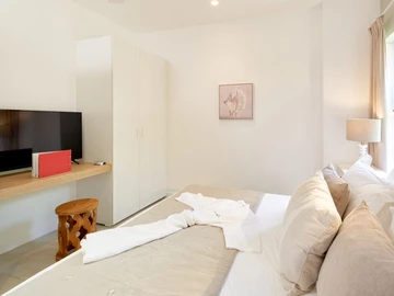 3 Bedroom Apartment