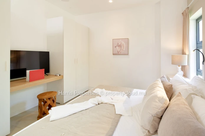 Appartement R+2 – Pointe aux Canonniers (à 2 minutes en voiture de la plage de Mont Choisy)