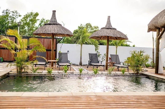 Villa meublée 3 chambres avec piscine à louer à Grand Baie
