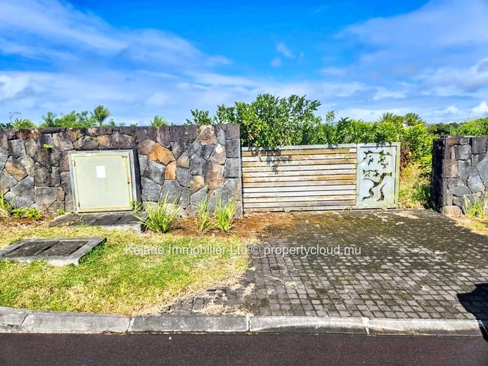 ?? Residential Land for Sale – Aurea Harmony Gated Residence, Hermitage / Côte d’Or