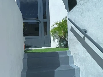 7 Bedroom Apartment