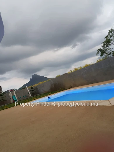 Modern 5 bedrooms house for sale