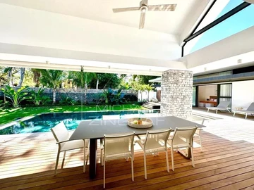 4 Bedroom Villa