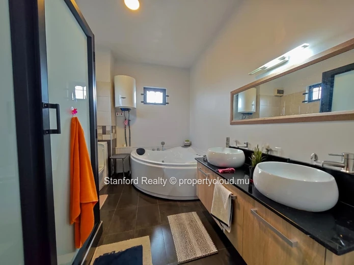 Villa for Rent - 4 Bedrooms, La Marie (Henrietta)