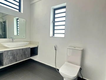 4 Bedroom Villa