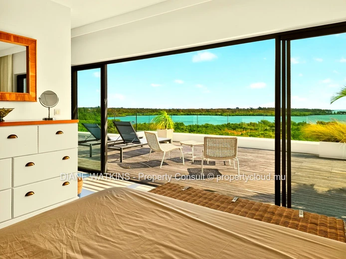 Penthouse de luxe avec piscine privée à vendre à Poudre d'Or