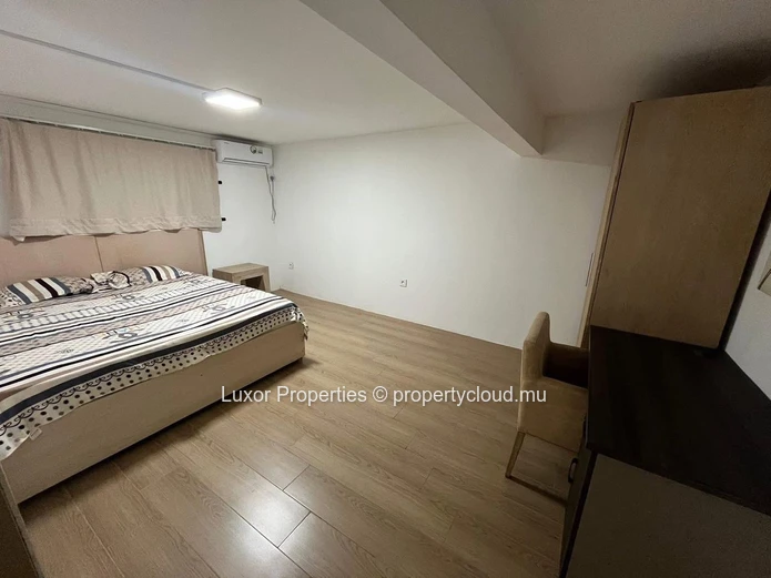 Appartement moderne de 2 chambres à louer à long terme – Flic en Flac