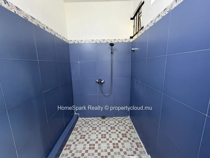 House for Rent in Solferino