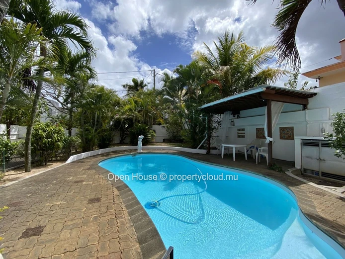 Villa 4 chambres avec piscine à louer à Trou aux Biches