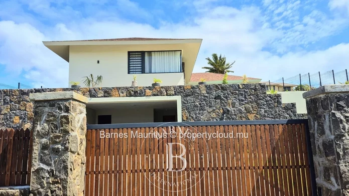 BELLE VUE - Modern Family Home - 3 Bedrooms