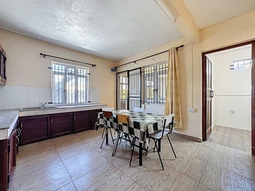 4 Bedroom Apartment