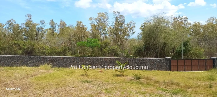 Single-Storey House for sale in Le Morne – Exceptional Natural Setting